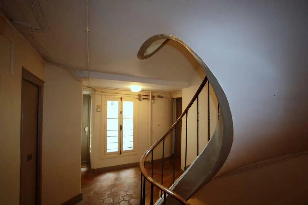 Magnifique 5 Pieces Appartement Parijs